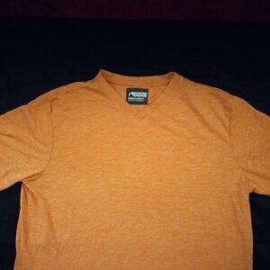 Mountain MTN Khakis Butter Soft Tee Men's T Shirt - Size Medium